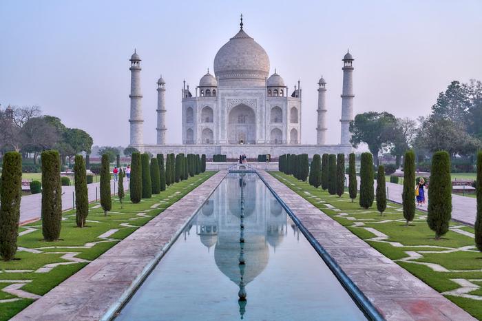 Authentic Indian antiques, vintage architectural elements, reclaimed wooden artefacts and heritage curios in Rajasthan